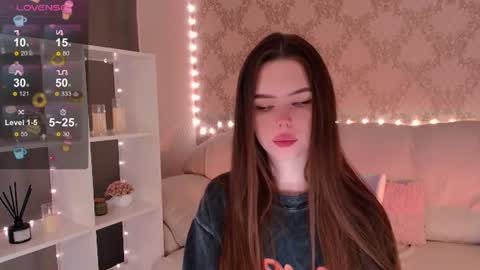 Snapshot of holymiax chatting on 10, 7, 2026 Mia online show from 10, 7, 2026