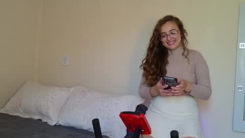 Snapshot of homeofsex_ chatting on 9, 9, 2025 Jack and Sally online show from 9, 9, 2025