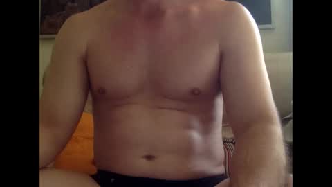 Snapshot of honey94_xx chatting on 5, 4, 2026 honey94_xx online show from 5, 4, 2026