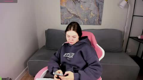 Snapshot of honey_cherrry chatting on 12, 5, 2026 Honey online show from 12, 5, 2026