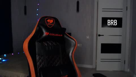 Wolfy online show from 4, 1, 2025