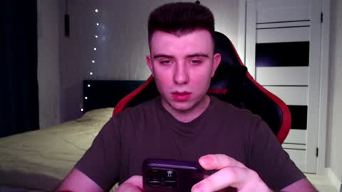 Wolfy online show from 5, 1, 2025