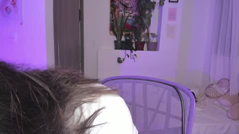 Lau online show from 7, 2, 2025