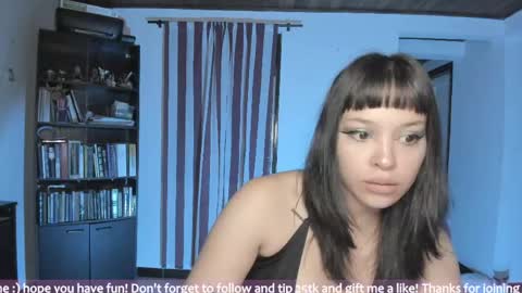 Snapshot of honey_hoe chatting on 19, 5, 2026 Lau online show from 19, 5, 2026