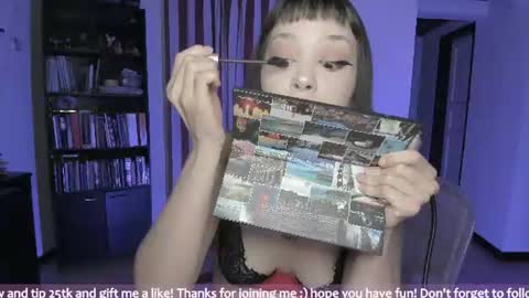 Snapshot of honey_hoe chatting on 14, 6, 2026 Lau online show from 14, 6, 2026