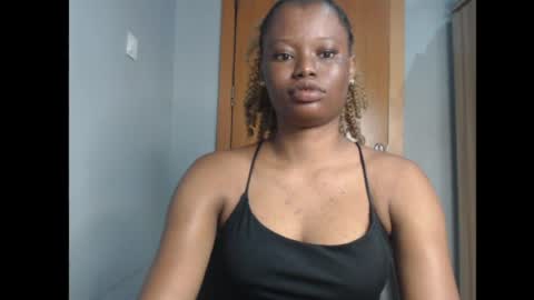 Snapshot of honey_juicydoll chatting on 13, 6, 2026 Sonia online show from 13, 6, 2026