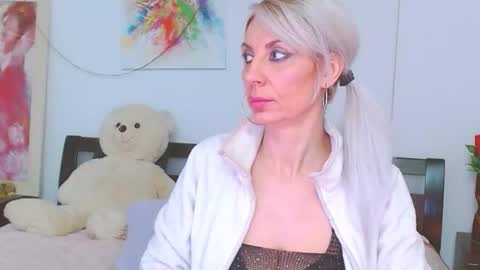 honey_lara online show from 15, 2, 2026