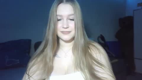 Snapshot of honey_lolaaa chatting on 16, 10, 2025 honey_lolaaa online show from 16, 10, 2025