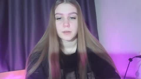 honey_lolaaa online show from 21, 11, 2025