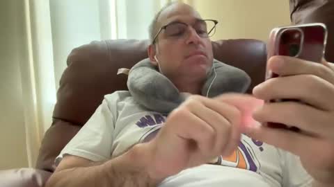 Snapshot of honey_man14 chatting on 19, 10, 2025 honey_man14 online show from 19, 10, 2025