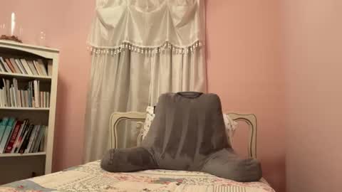 Snapshot of honey_man14 chatting on 2, 12, 2025 honey_man14 online show from 2, 12, 2025