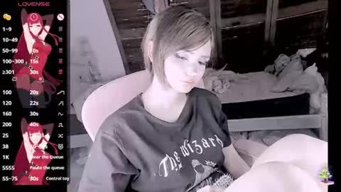 Snapshot of honeyapplealaska chatting on 16, 12, 2025 Honey Apple Alaska online show from 16, 12, 2025