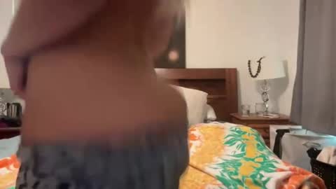 honeybun_z online show from 30, 3, 2026