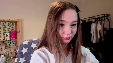 Snapshot of honeycomfya chatting on 14, 4, 2026 Masha online show from 14, 4, 2026