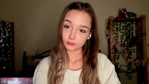 Snapshot of honeycomfya chatting on 19, 5, 2026 Masha online show from 19, 5, 2026