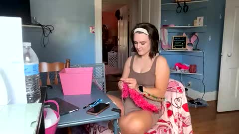 HoneyDrippinBunny online show from 26, 4, 2026