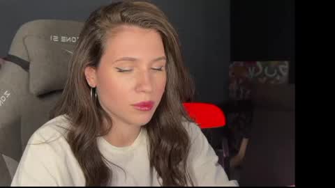 honeyed_hazze online show from 3, 6, 2026