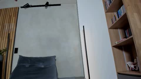 Sofia independent model online show from 4, 2, 2026