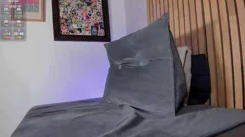 Sofia independent model online show from 20, 2, 2026