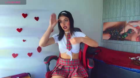 HONEY LUXE online show from 8, 3, 2026