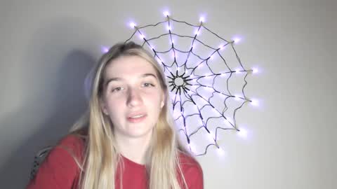 Snapshot of honeyveil chatting on 21, 10, 2025 honeyveil online show from 21, 10, 2025