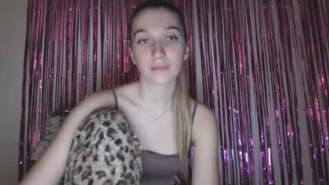 Snapshot of honeyveil chatting on 25, 2, 2026 honeyveil online show from 25, 2, 2026