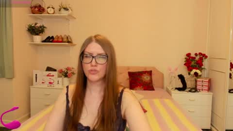 Snapshot of honeywinexs chatting on 3, 7, 2026 honeywinexs online show from 3, 7, 2026