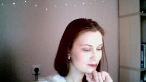 Snapshot of honeyy_bun chatting on 23, 4, 2026 honeyy_bun online show from 23, 4, 2026