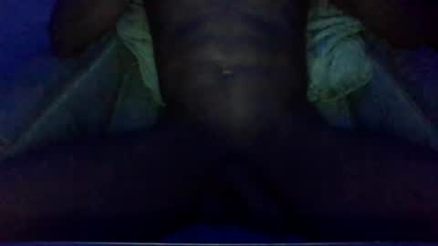 Snapshot of hoodlatelatenightshow chatting on 8, 3, 2025 blackhoodcouple online show from 8, 3, 2025