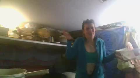 Snapshot of hoodoou chatting on 13, 1, 2026 hoodoou online show from 13, 1, 2026