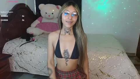 Hoollly Jones online show from 10, 10, 2025