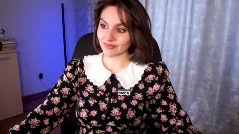 Snapshot of hoot_owl_cb chatting on 2, 10, 2025 Karina online show from 2, 10, 2025