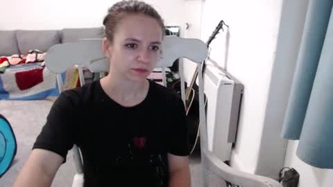 Snapshot of hope_xo chatting on 23, 6, 2026 Hope online show from 23, 6, 2026