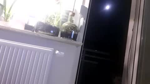 horneycumslutsucker online show from 1, 3, 2026