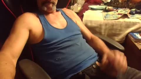 Snapshot of horneyjoe48 chatting on 23, 9, 2025 joey online show from 23, 9, 2025
