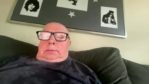 Cum suck Me off online show from 31, 3, 2026