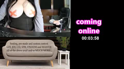 Snapshot of horny_amature_couple chatting on 12, 10, 2025 Misty online show from 12, 10, 2025