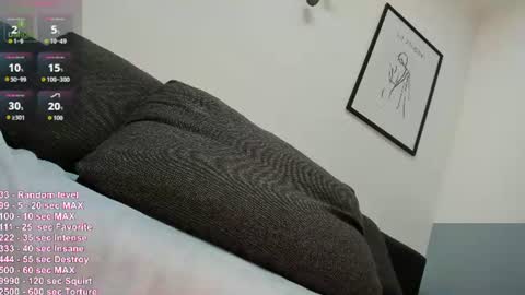 Snapshot of horny_and_wild chatting on 25, 7, 2026 Naomi online show from 25, 7, 2026