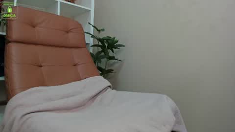 Snapshot of horny_and_wild chatting on 5, 8, 2026 Naomi online show from 5, 8, 2026