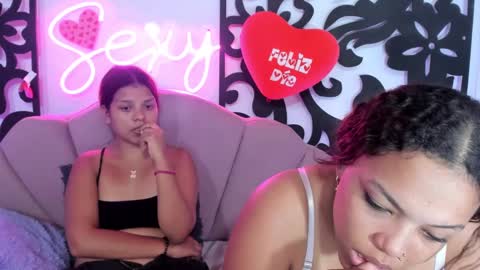 Snapshot of horny_babyss chatting on 18, 2, 2025 CATALINA Y LAURA online show from 18, 2, 2025