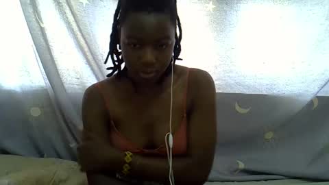 Snapshot of horny_baddie18 chatting on 2, 2, 2026 Leila online show from 2, 2, 2026