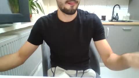 Snapshot of horny_couple9600 chatting on 15, 9, 2025 horny_couple9600 online show from 15, 9, 2025