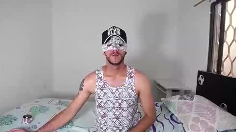 Snapshot of horny_dirty_bigcock chatting on 27, 11, 2025 BoyHornyDirty online show from 27, 11, 2025