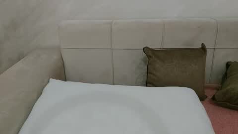 call me emily online show from 16, 11, 2025