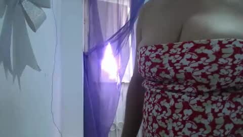 Snapshot of horny_mommy17 chatting on 13, 10, 2025 armina online show from 13, 10, 2025