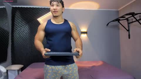 horny_nick18 online show from 18, 4, 2026