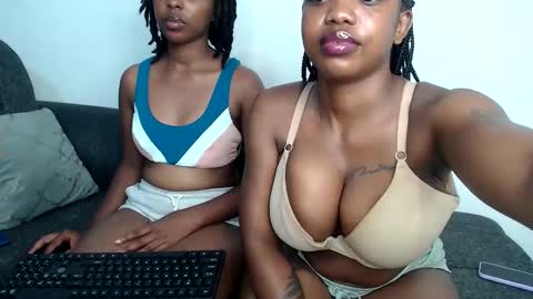 horny_princcess online show from 16, 2, 2026
