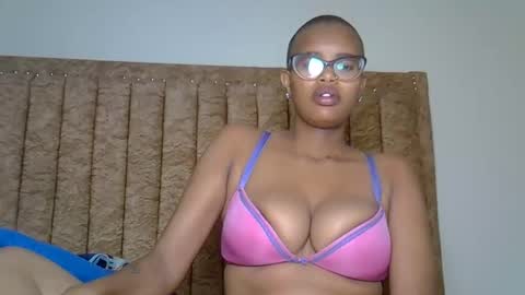 horny_sexy_baby online show from 19, 12, 2025