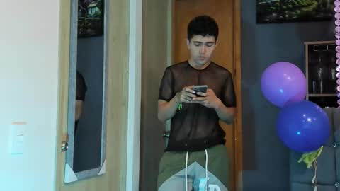Snapshot of horny_twinks_guys chatting on 24, 2, 2025 Alex and Camilo online show from 24, 2, 2025