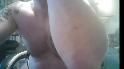 Snapshot of hornyandi1981 chatting on 19, 3, 2026 Andi online show from 19, 3, 2026